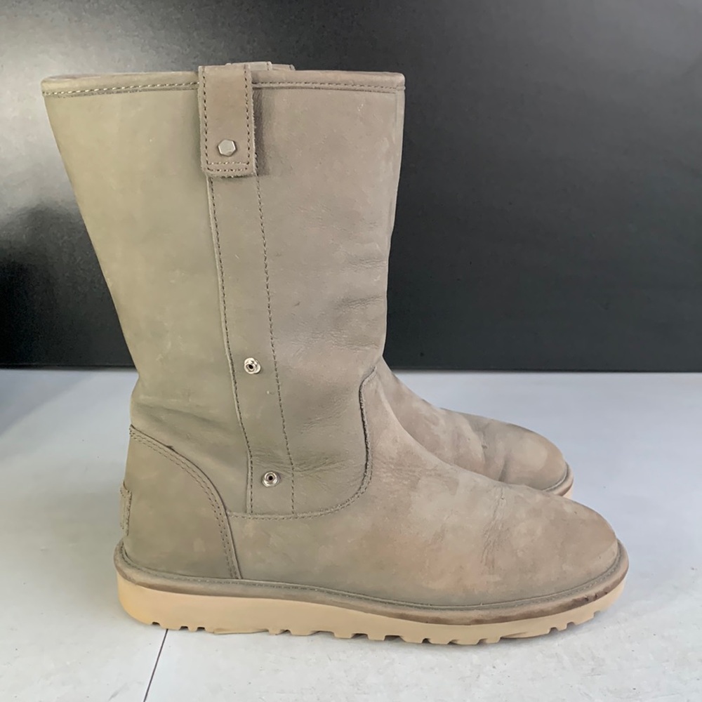 UGG Australia Boots Malinda Convertible Sheepskin‎ Women’s Size 7 Sand Fawn